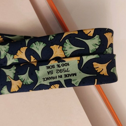 Hermes silk tie like new, blue vintage with box