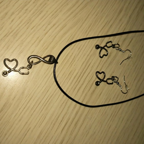 Handmade necklace and earrings set new
