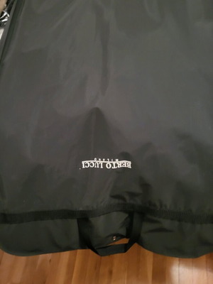 Berto Lucci suit black like new, size M