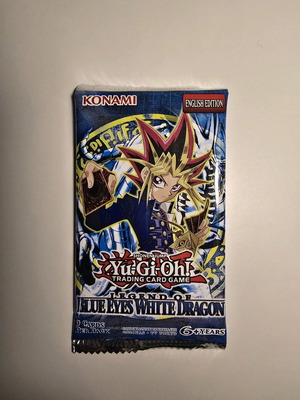 Yu-Gi-Oh! Legend of Blue Eyes White Dragon Booster Pack new 2014