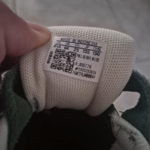 Adidas children's sneakers size 23, green