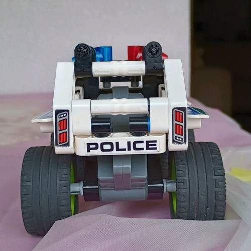 Lego Technic Police Interceptor 42047 like new