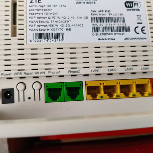 Router ZTE ZXHN H288A σαν καινούργιο με dual-band Wi-Fi και VDSL2/ADSL2+