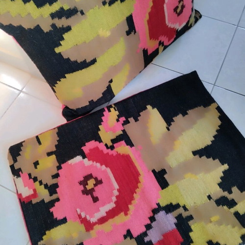 Two large woven pillowcases like new, 70x50 cm