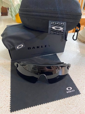 Oakley Radar EV Path PrizmP black sunglasses