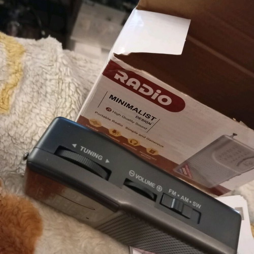 Radio new with rechargeable battery