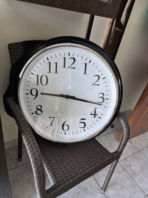 IKEA large analog wall clock in very good condition
