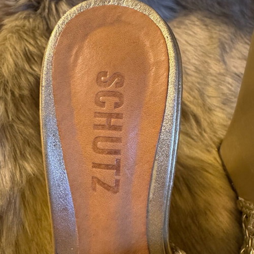 Schutz platform sandals like new, gold, size 37
