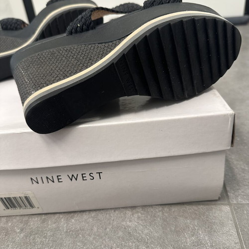 Nine West platform sandals size 37 like new black