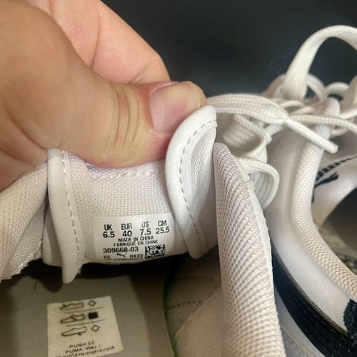 Puma Shuffle Leather Sneakers like new, white with black stripe and gold logo