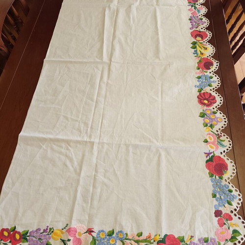 Handmade embroidery used 150x75