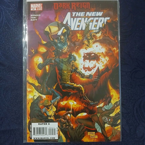 New Avengers #54 like new, Dark Reign tie-in