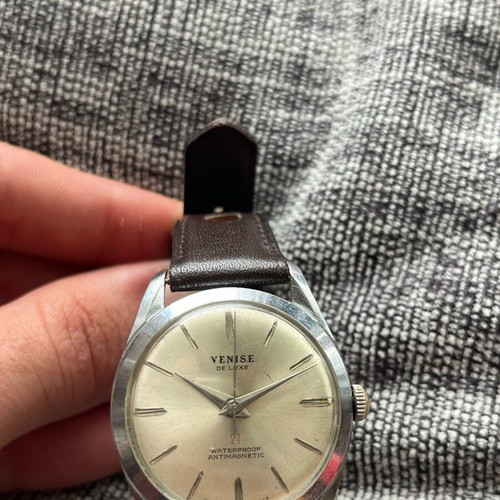 Venise Swiss Winding Men's Watch used for parts with leather strap
