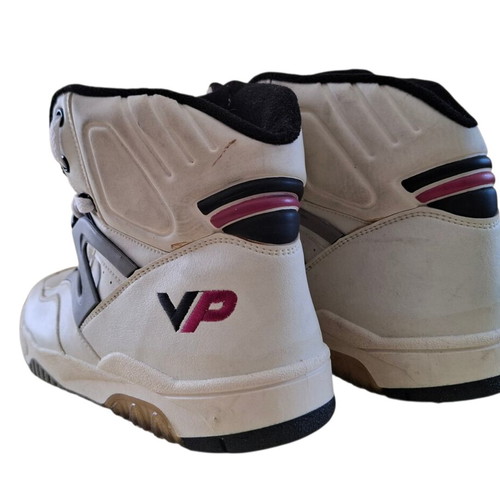 Vintage Strike VP basketball shoes size 44, new