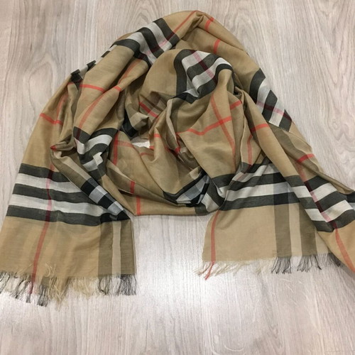 Burberry Silk Scarf like new, 75x125 cm, beige and brown