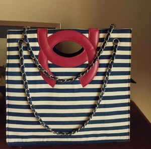 Authentic Chanel tote bag Navy blue