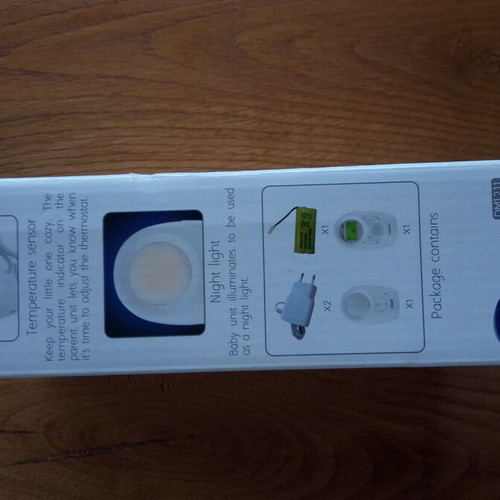 Vtech Baby Monitor DM1211 used with talk-back intercom and lullabies