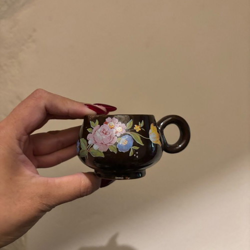 Used coffee cups set of 2