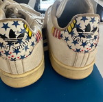 Stan Smith collectible athletic shoes used, size 40 2/3, with neon