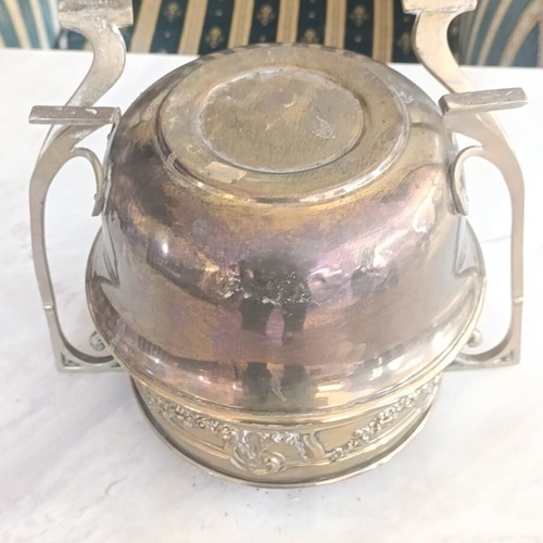 Cash-Pot copper Art Nouveau cache-pot used, circa 1900