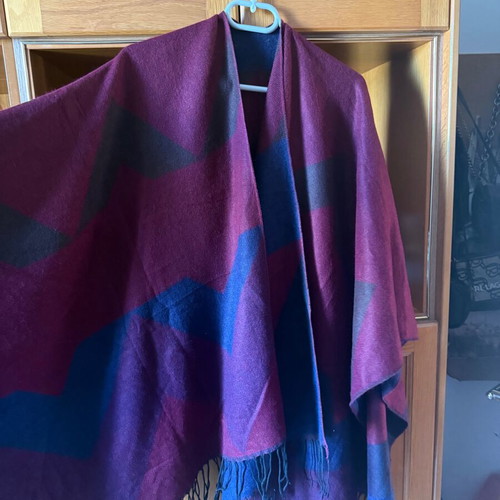 Cape coat new, large burgundy and blue without belt