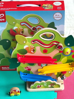 Hape Railway Wooden Nutty Squirrel Toddler Train Set new