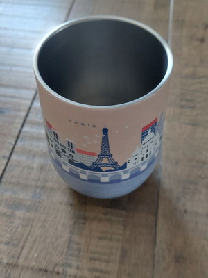 Can cooler Paris Eiffel Tower like new