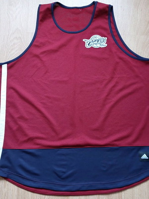Adidas Cleveland Cavaliers φανέλα χωρίς μανίκια σαν καινούργια, μέγεθος XL