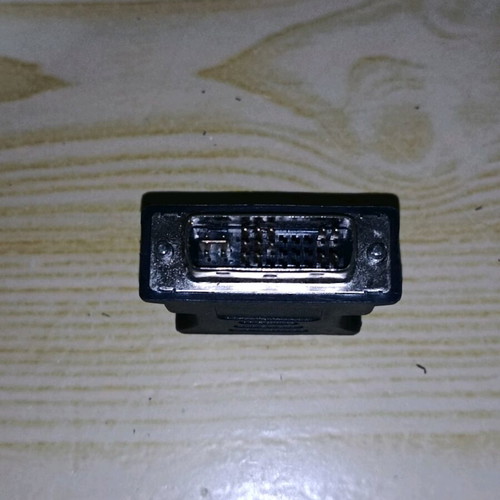DVI to VGA adapter like new