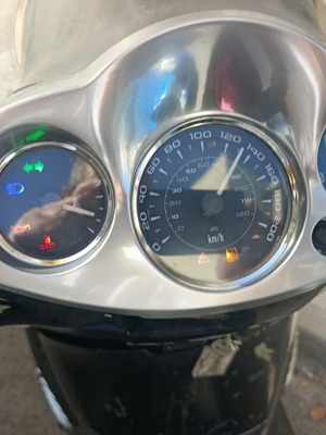 Aprilia Scarabeo 250 όργανα μεταχειρισμένα σε άριστη λειτουργική κατάσταση