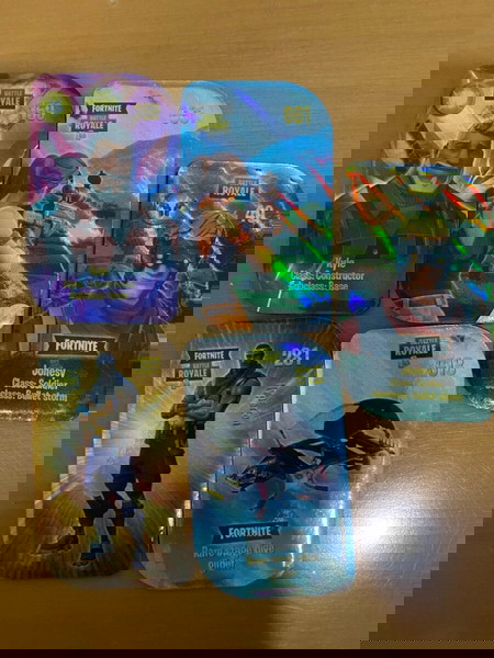 5 μαγνητάκια Fortnite 10€