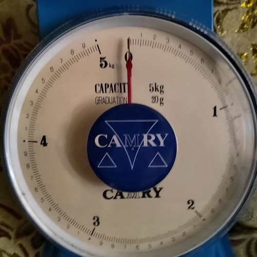 Camry Mechanical Kitchen Scale 5kg used, retro vintage style