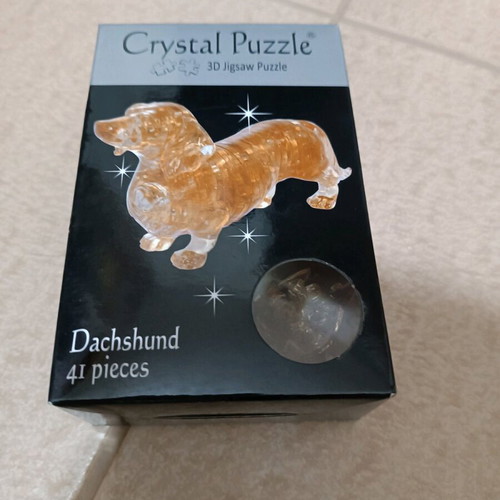 Crystal puzzle dog like new