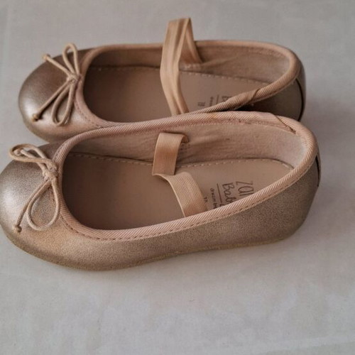 Zara baby infant ballerina shoes size 19 bronze like new