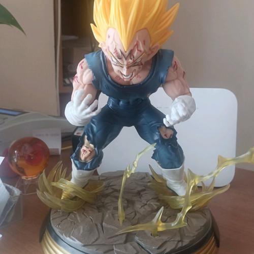 Dragon Ball Z Majin Vegeta figure statue like new