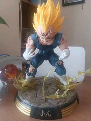 Dragon Ball Z Majin Vegeta figure statue like new