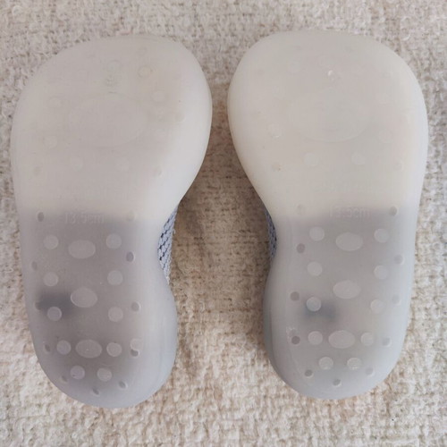 Shoes size 21 like new