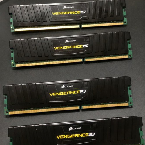Corsair Vengeance 32GB DDR3 RAM kit 4x8GB CML16GX3M2A1600C9