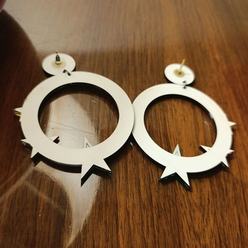 Funk da Queen Plexiglass Earrings Star System like new, gray multicolor