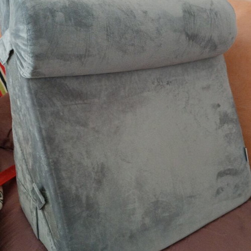 Adjustable orthopedic bed wedge pillow like new, memory foam