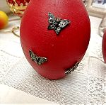  Κόκκινα 3 αυγά με πεταλούδες.