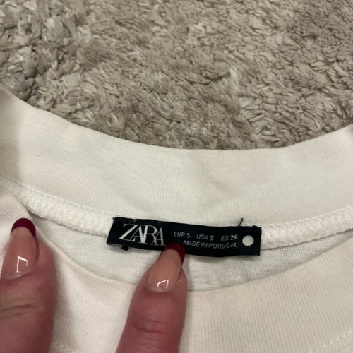 Zara women's T-shirt white size S like new