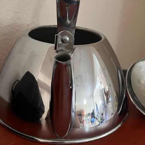 Vintage kettle-teapot like new 2-3 liters