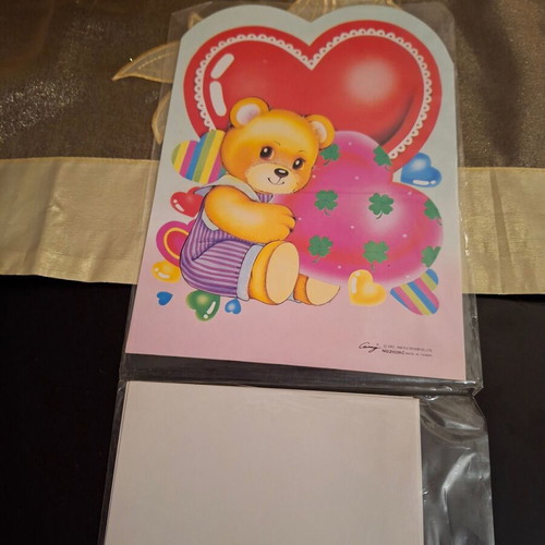 Vintage 1990 stationery new with teddy bear and envelopes