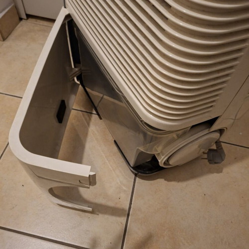 Dehumidifier like new