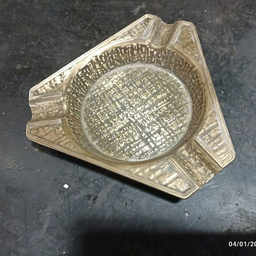 Bronze ashtray used in very good condition