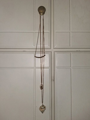 Triple Gold Necklace with Shells, Like New, Modern Summer Style