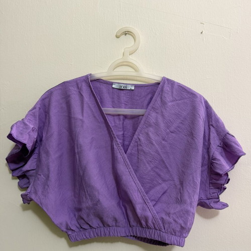 Anel lilac set with wrap crop top and shorts, small, like new