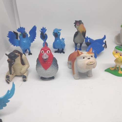 Rio 2 collectible figures set of 12, like new