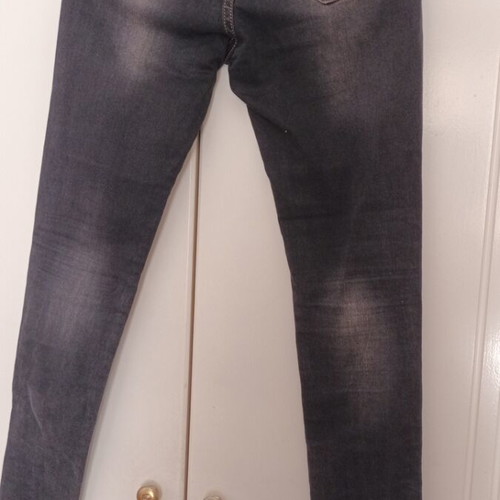 Jean skinny elastic like new, size 36, black with gray fading